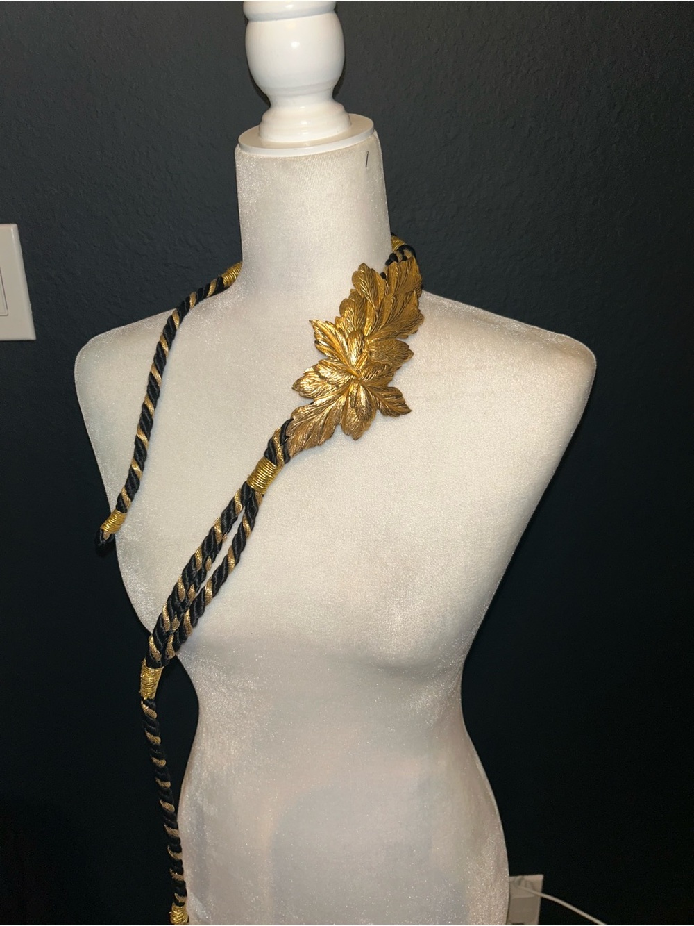 Gold Leaf Rope Hair Accessory – Black & Gold